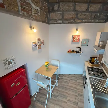 Alberto's Place Palermo