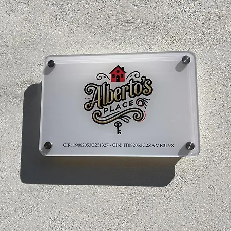 Alberto's Place Apartment